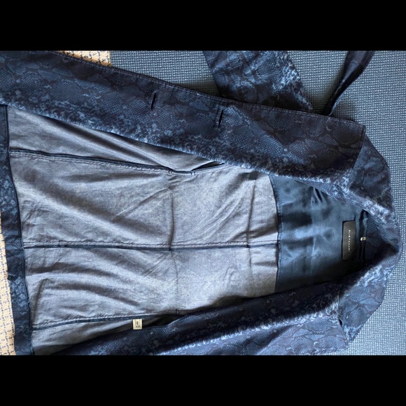 Elie Tahari Classic Trench Coat - Picture 3 of 5